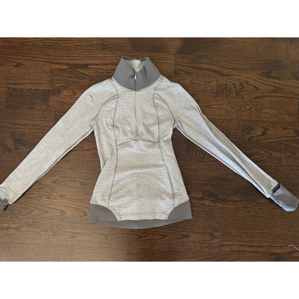 Lululemon Runderful 1/2 zip pullover - size 2